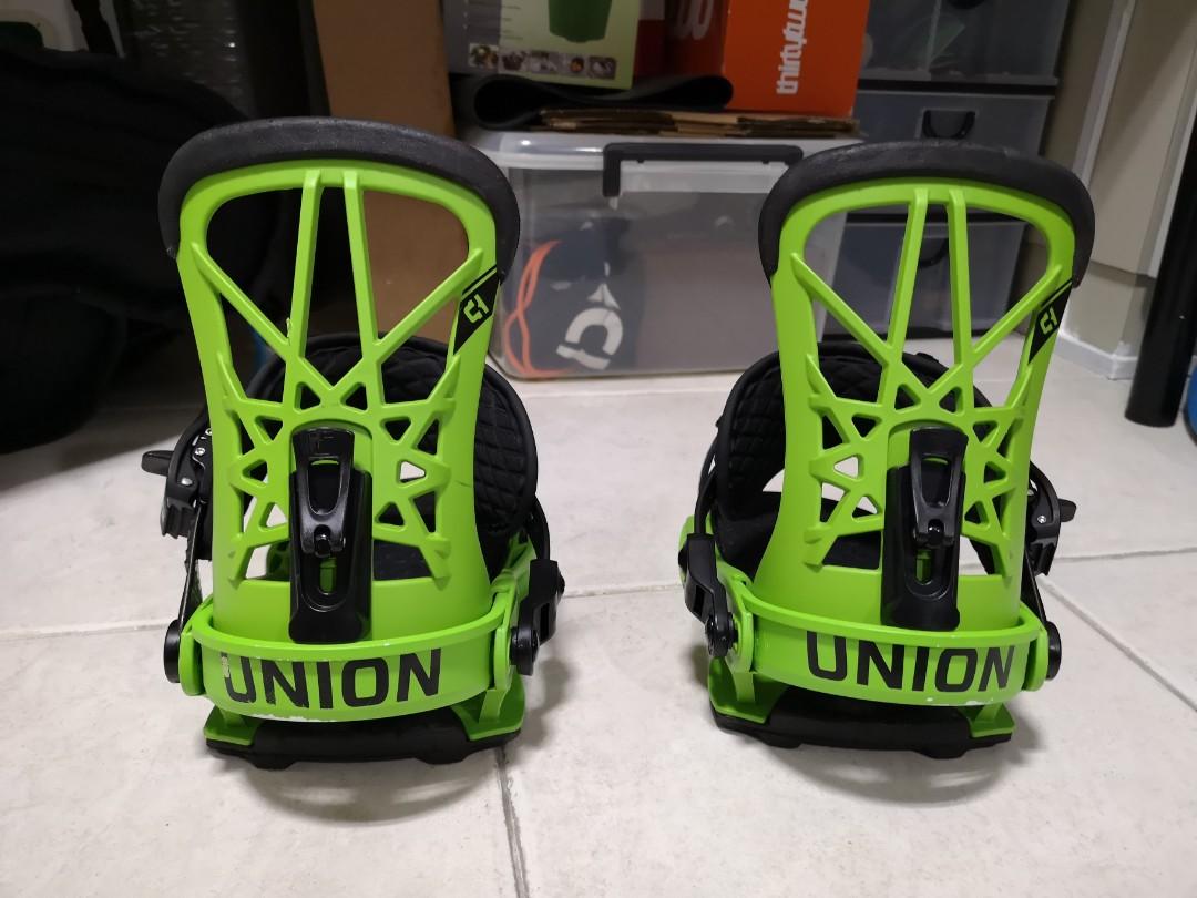 Union Flite Pro Snowboard Bindings Acid Green Medium Us 7 10 Sports Sports Games Equipment On Carousell