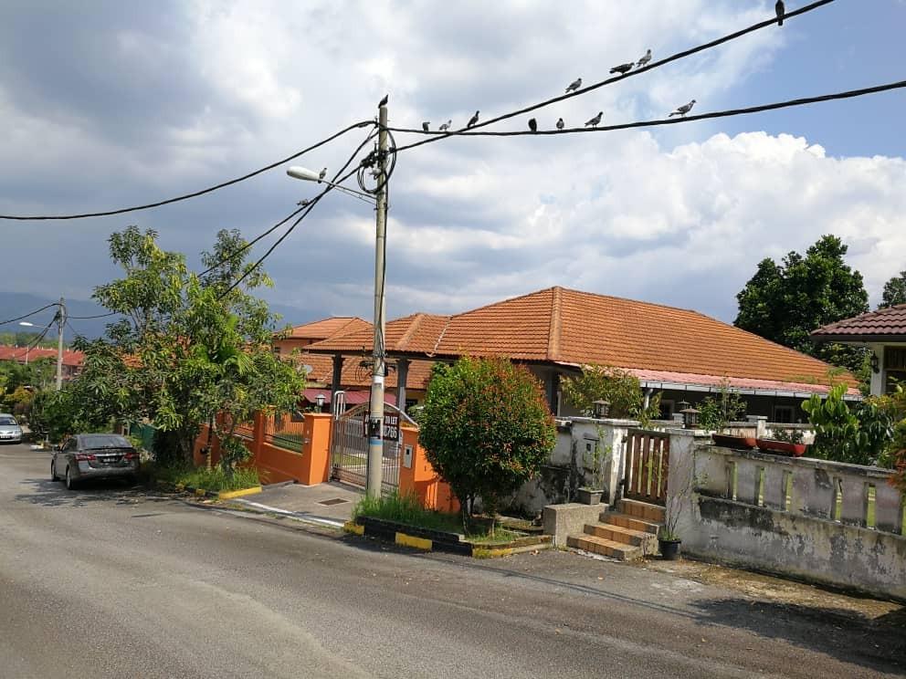 Banglo Setingkat Di Laman Kesuma Batu 14 Hulu Langat Harga Turun 100k Property For Sale On Carousell