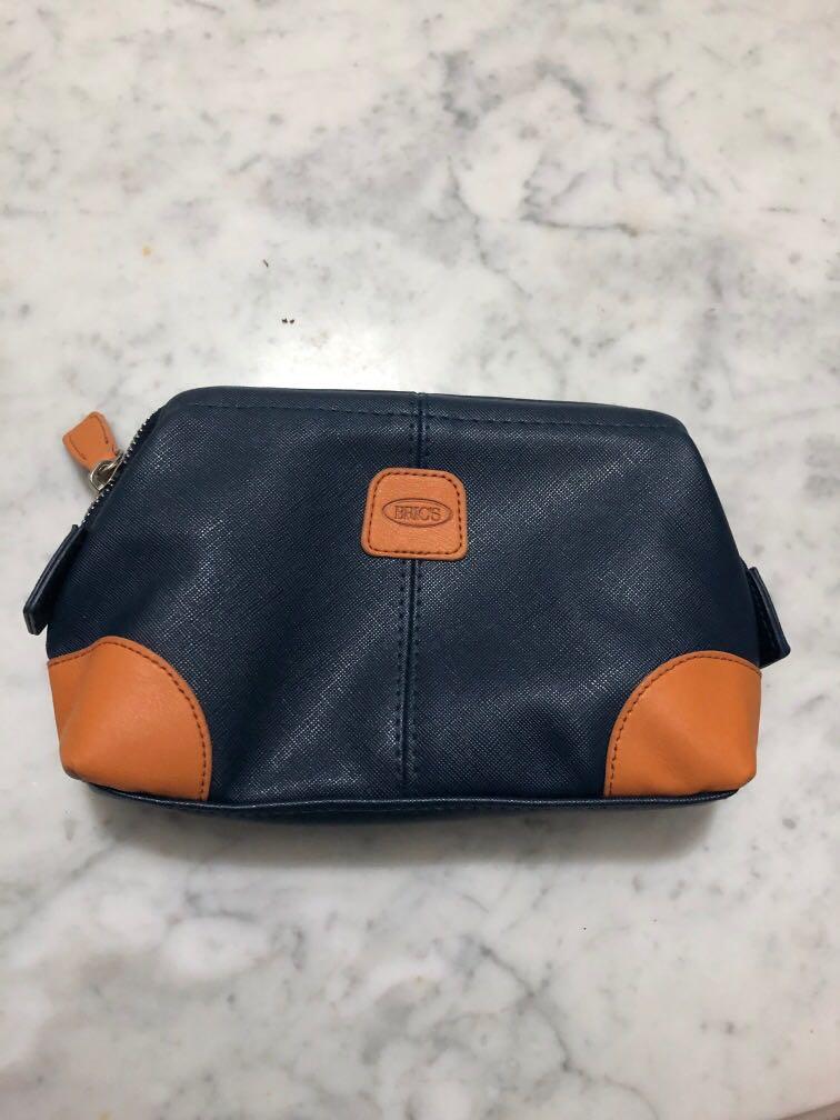 Brics travel pouch