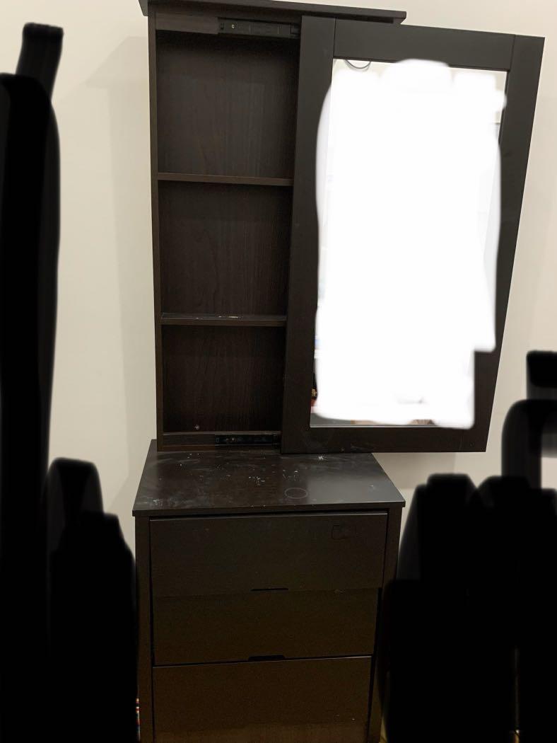 Dressing Table (Category: Tables & Sets) located in Johor Bahru. Submitted by jalanadda (Listing ID 269253504, Image 1). Description: .