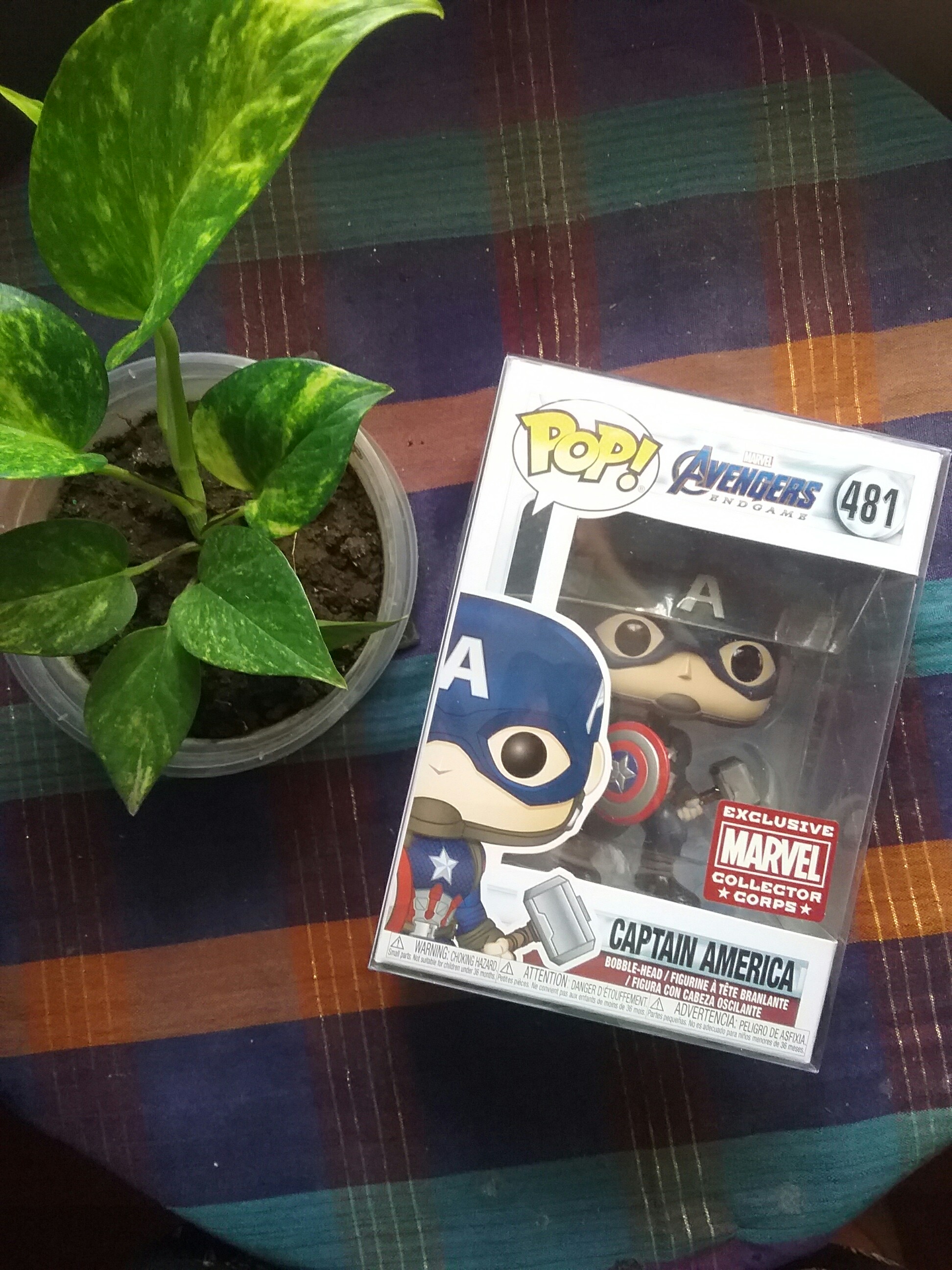 Captain america with mjolnir funko pop clearance