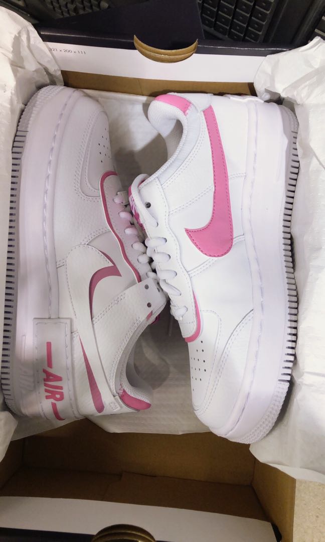 white forces with pink