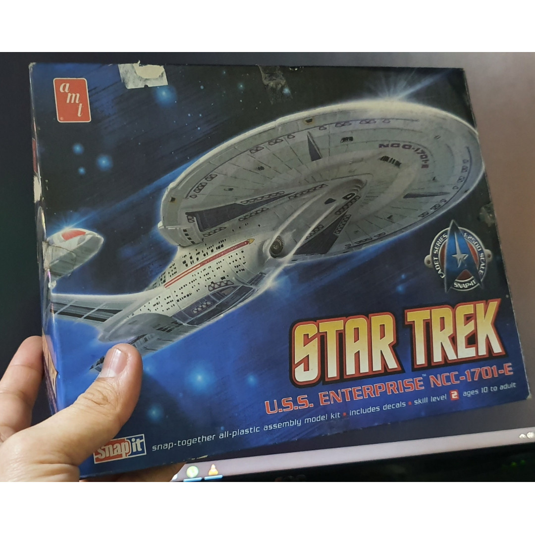 Star Trek 1/2500 USS EnterpriseE model kit, Hobbies & Toys, Toys