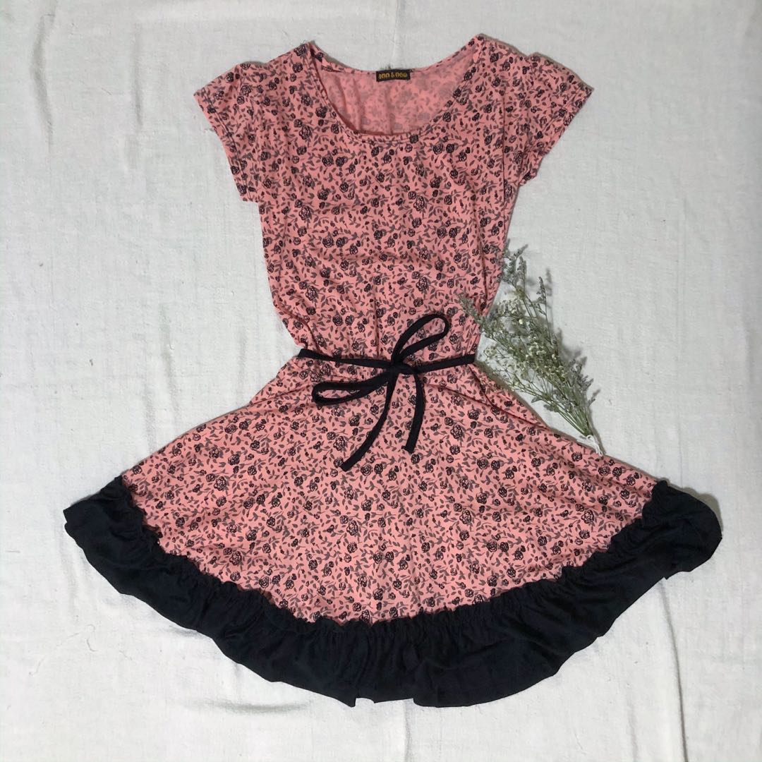 Vintage Pink Floral Picnic Dress, Women's Fashion, Dresses & Sets, Dresses on Carousell