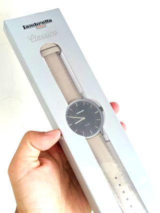 Lambretta Watch Singapore  . 194 Likes · 49 Talking About This.