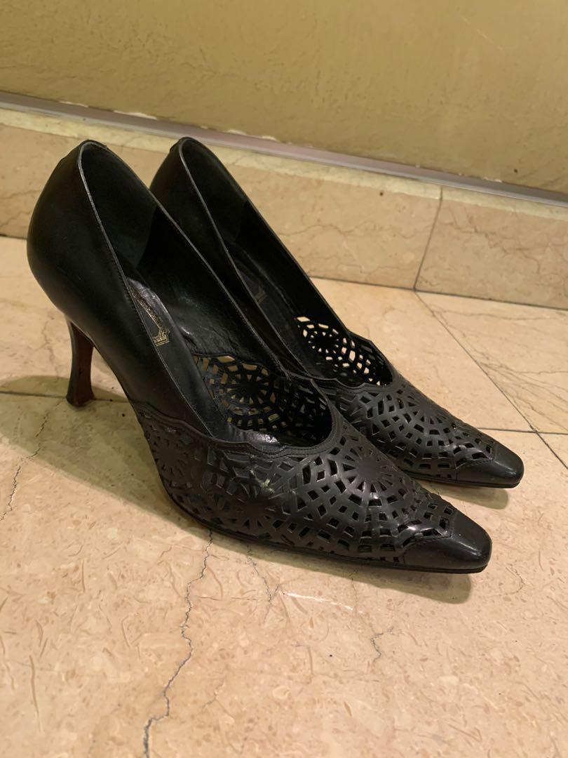 Christian Dior Kitten Heels, Women's Fashion, Footwear, Heels on Carousell