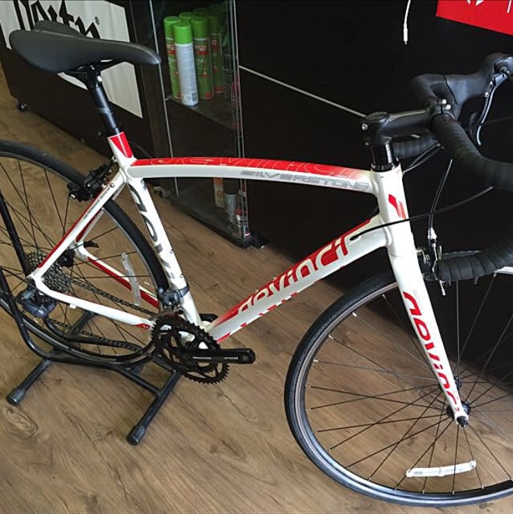 Devinci road bike on sale