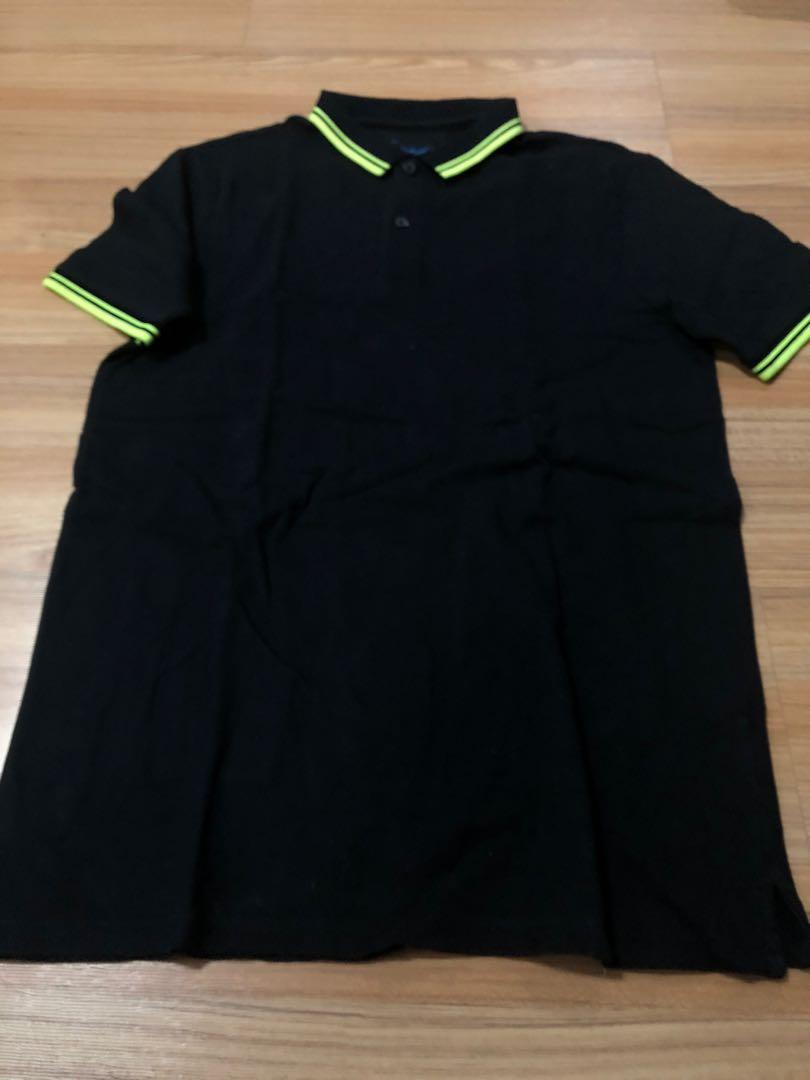 Giordano Black Polo Shirt (Category: Tshirts & Polo Shirts ) located in Quezon City. Submitted by arctichusk (Listing ID 269368251, Image 1). Description: .