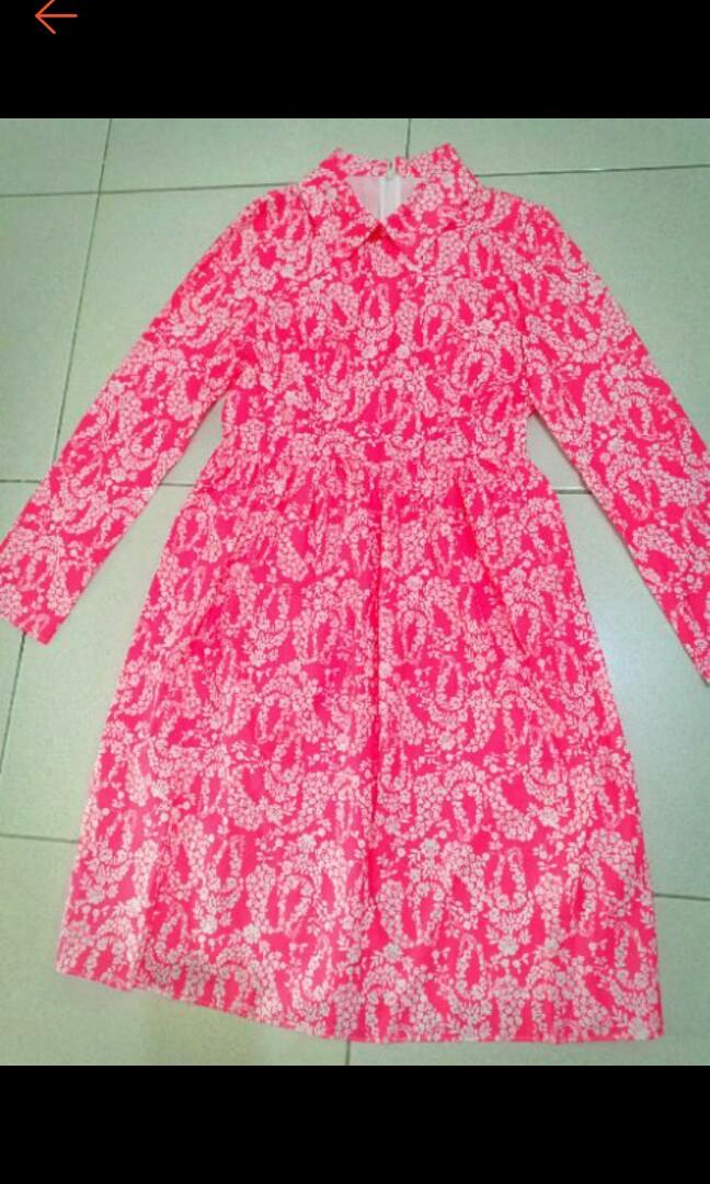 HQ Printed Pink Dress (Category: Dresses) located in Quezon City. Submitted by declutteringexcess (Listing ID 269318176, Image 2). Description: Very nice Korean Dress Excellent condition High Quality of fabric Size: S-M Actual picture posted Shipping shoulder by the buyer. Manila area 80 pesos Provincial 95+.