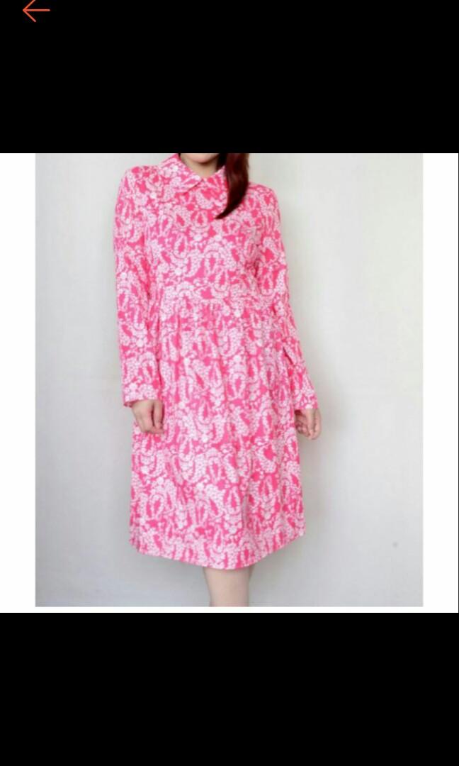 HQ Printed Pink Dress (Category: Dresses) located in Quezon City. Submitted by declutteringexcess (Listing ID 269318176, Image 1). Description: Very nice Korean Dress Excellent condition High Quality of fabric Size: S-M Actual picture posted Shipping shoulder by the buyer. Manila area 80 pesos Provincial 95+.