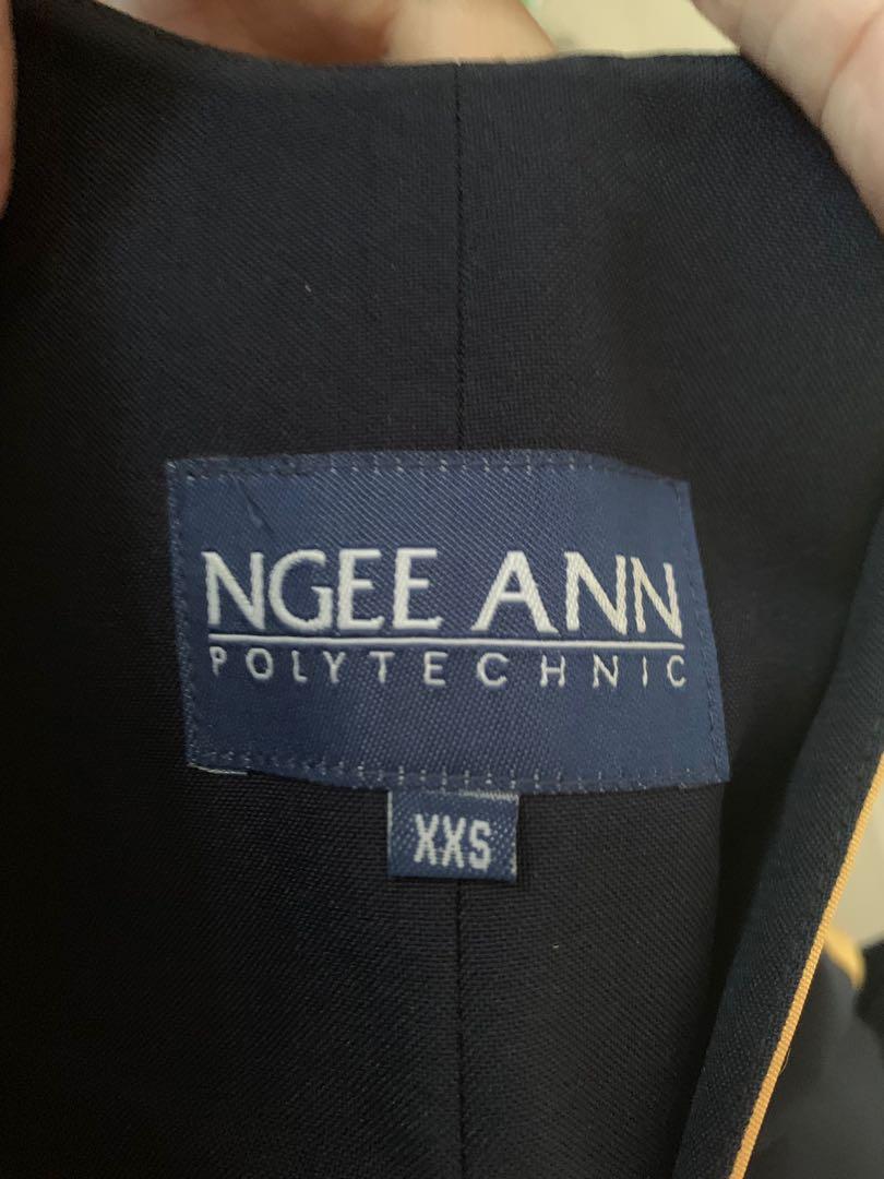 Ngee Ann Poly Graduation Gown, Women's Fashion, New Undergarments