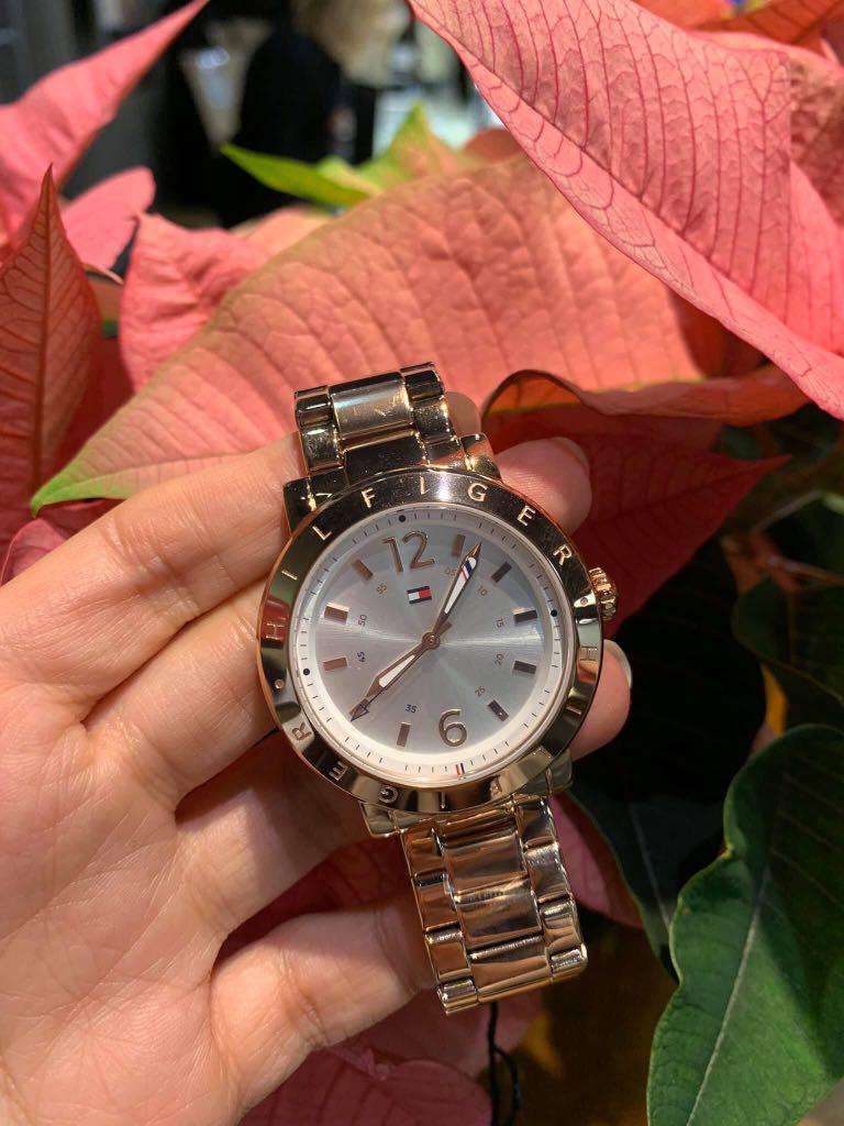Tommy Hilfiger women s rose gold watch