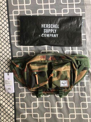 Herschel Eighteen Camo 100% Authentic