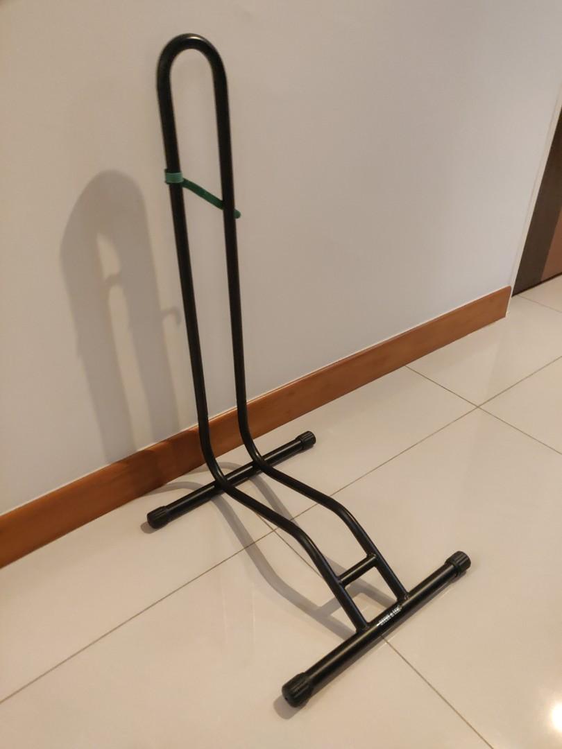 Bike stand, Sports Equipment, Bicycles & Parts, Bicycles on Carousell