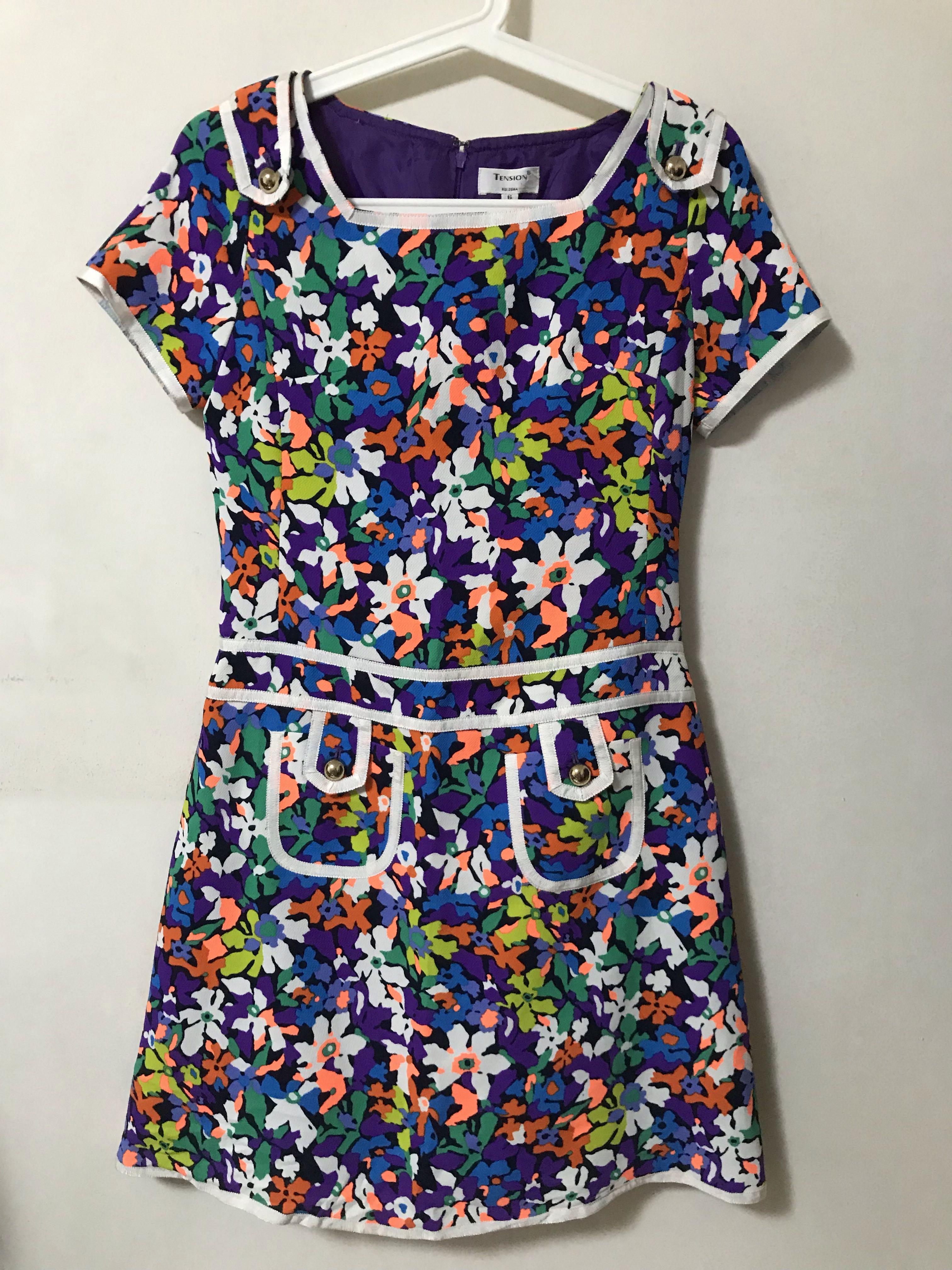 retro neon clothes