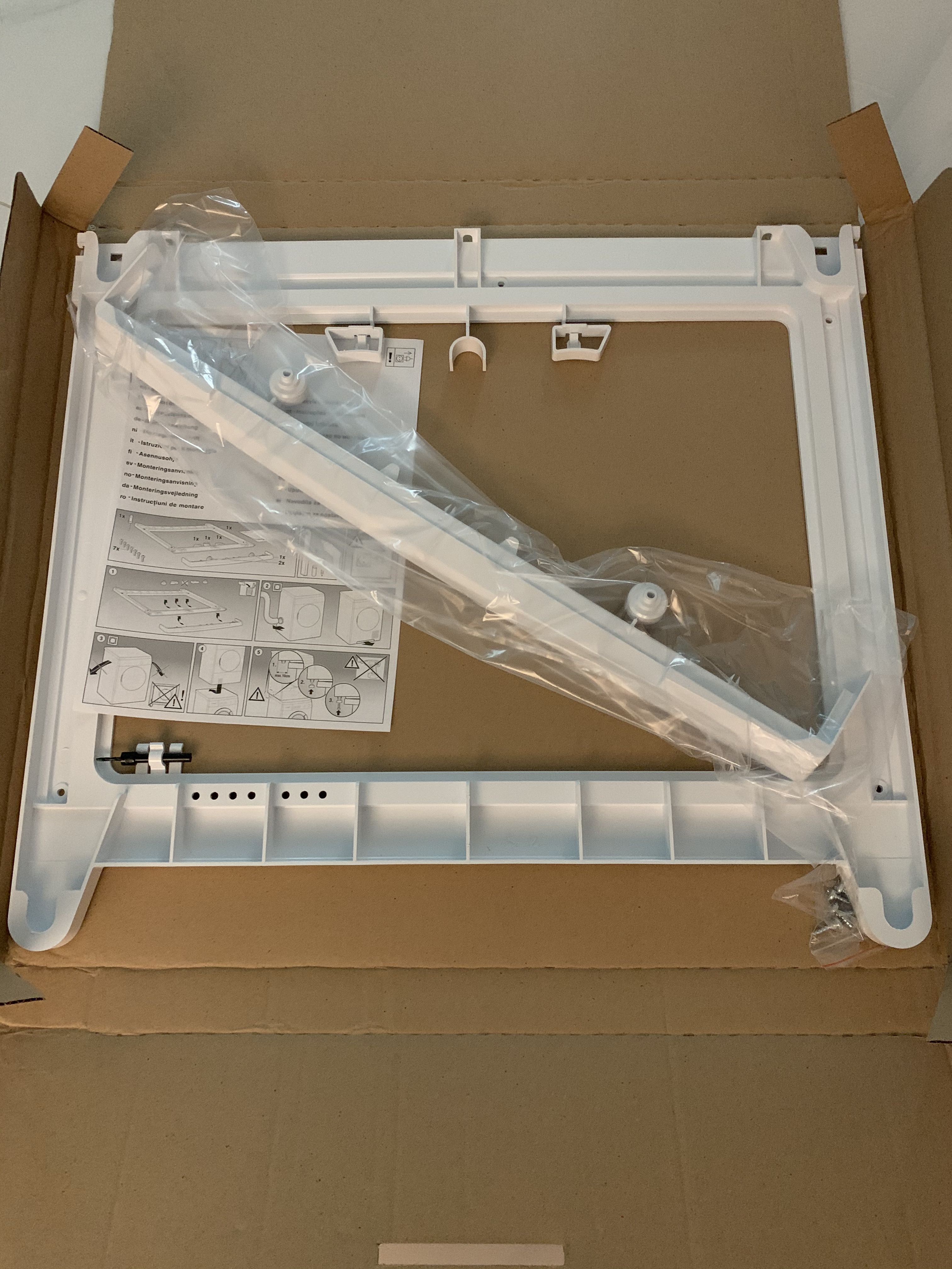 Bosch stacking kit, Furniture & Home Living, Home Improvement & Organisation, Home Improvement