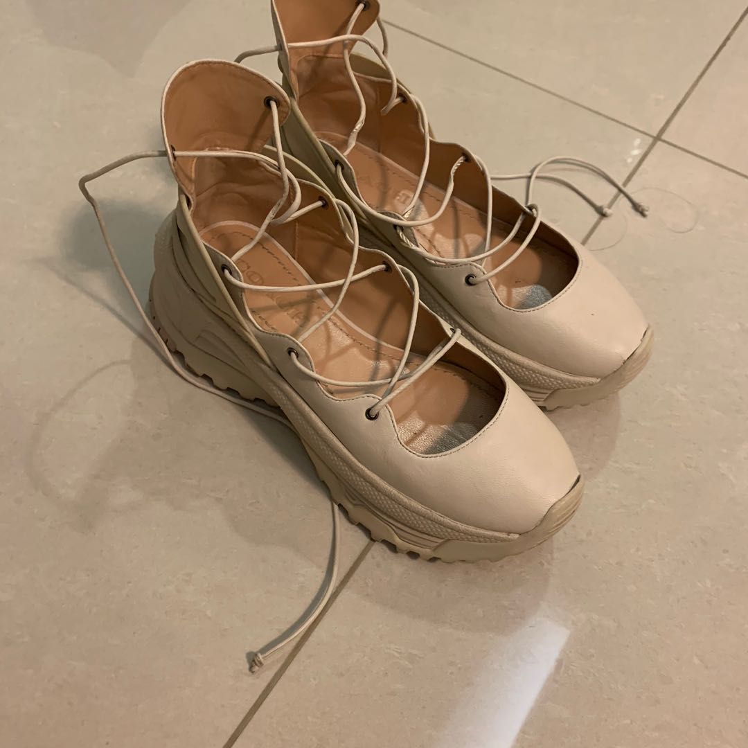 Coach lace up sneakers Women s Fashion Footwear Sneakers on Carousell