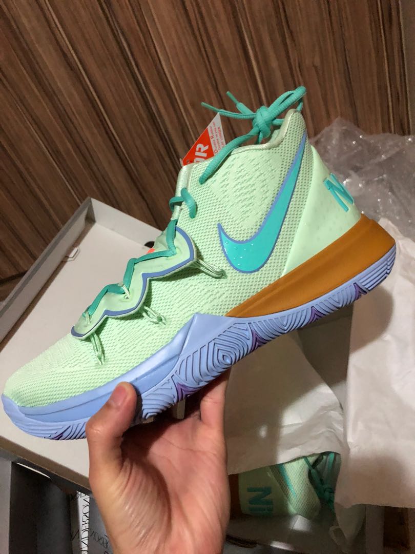 Kyrie 6 squidward top