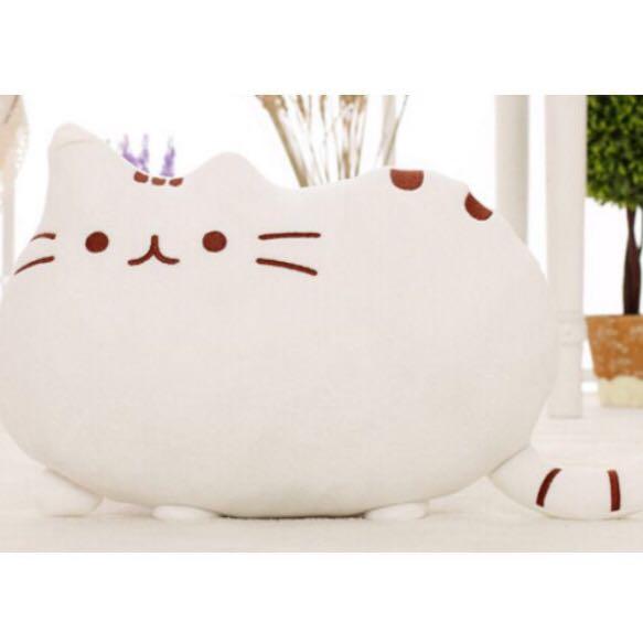 white pusheen plush