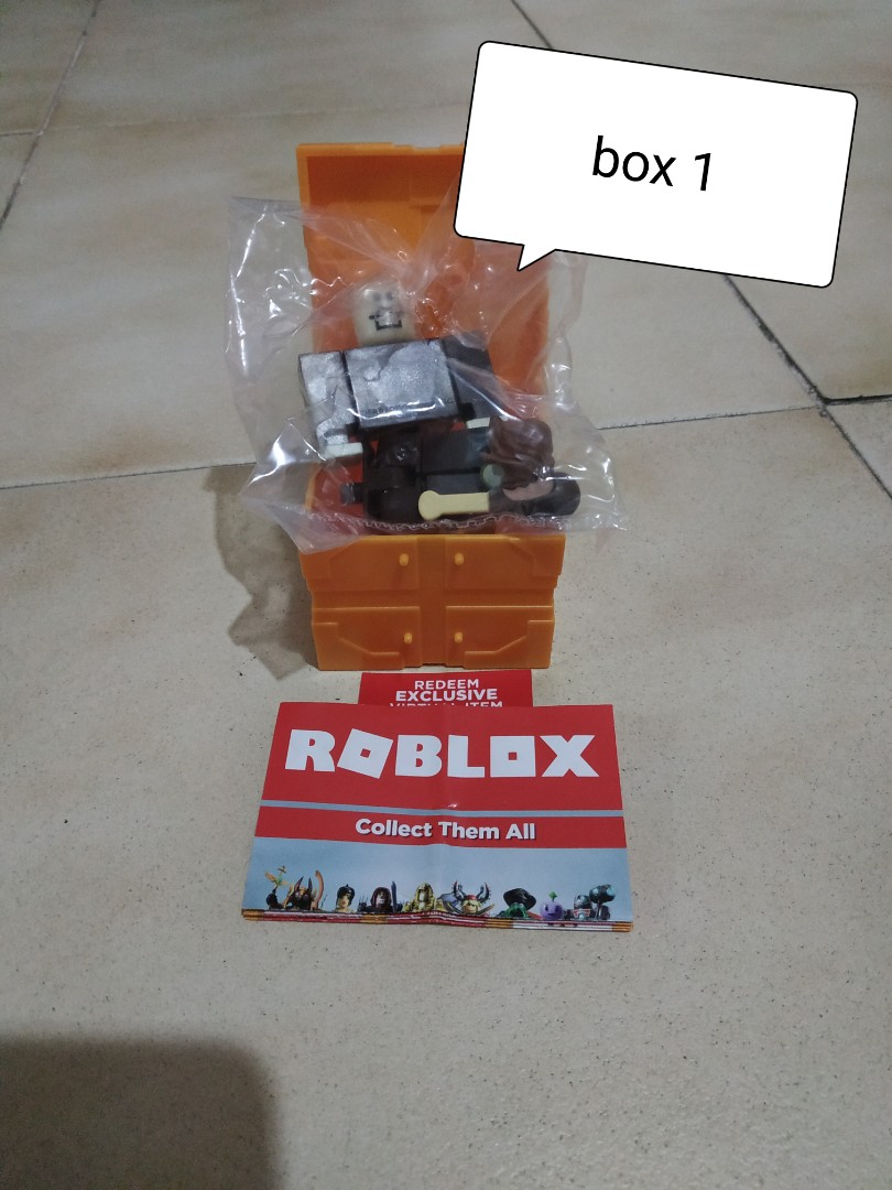 Roblox Series 5 Figures Toys Games Bricks Figurines On Carousell - among us visor decal roblox