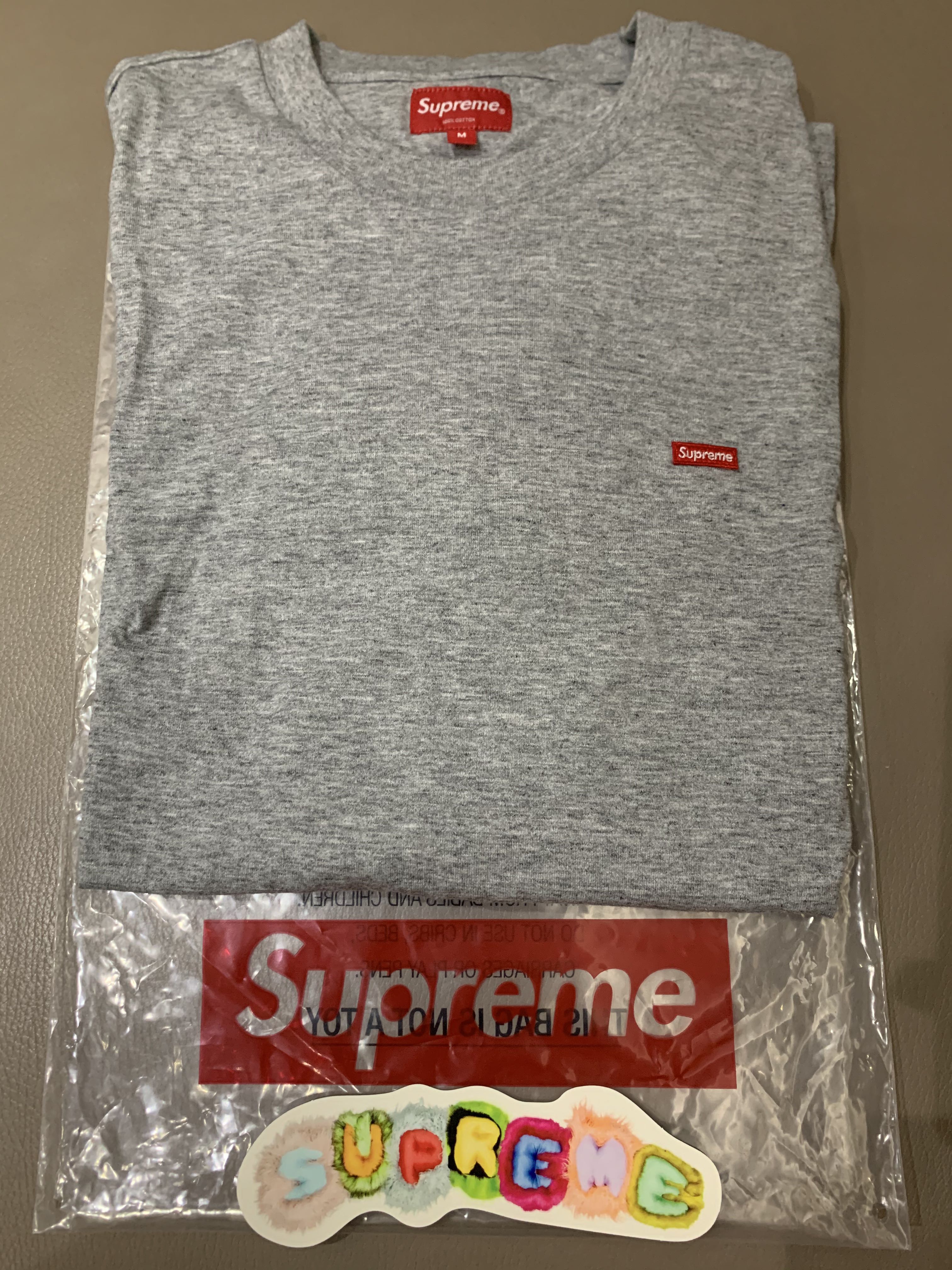 small box tee supreme 2019