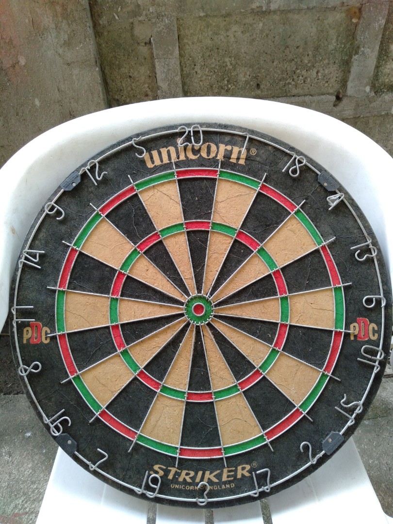 Unicorn Striker Dartbord | Premium Kwaliteit & Snelle Levering | Darts Warehouse