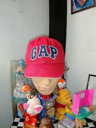 Original Gap Red Cap
