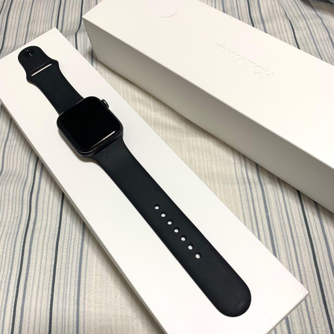 Space grey iwatch series 4 discount