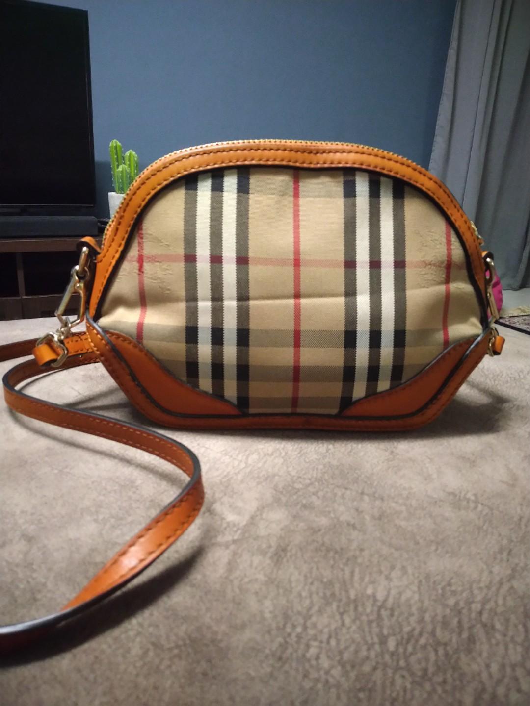 Burberry haymarket crossbody hotsell