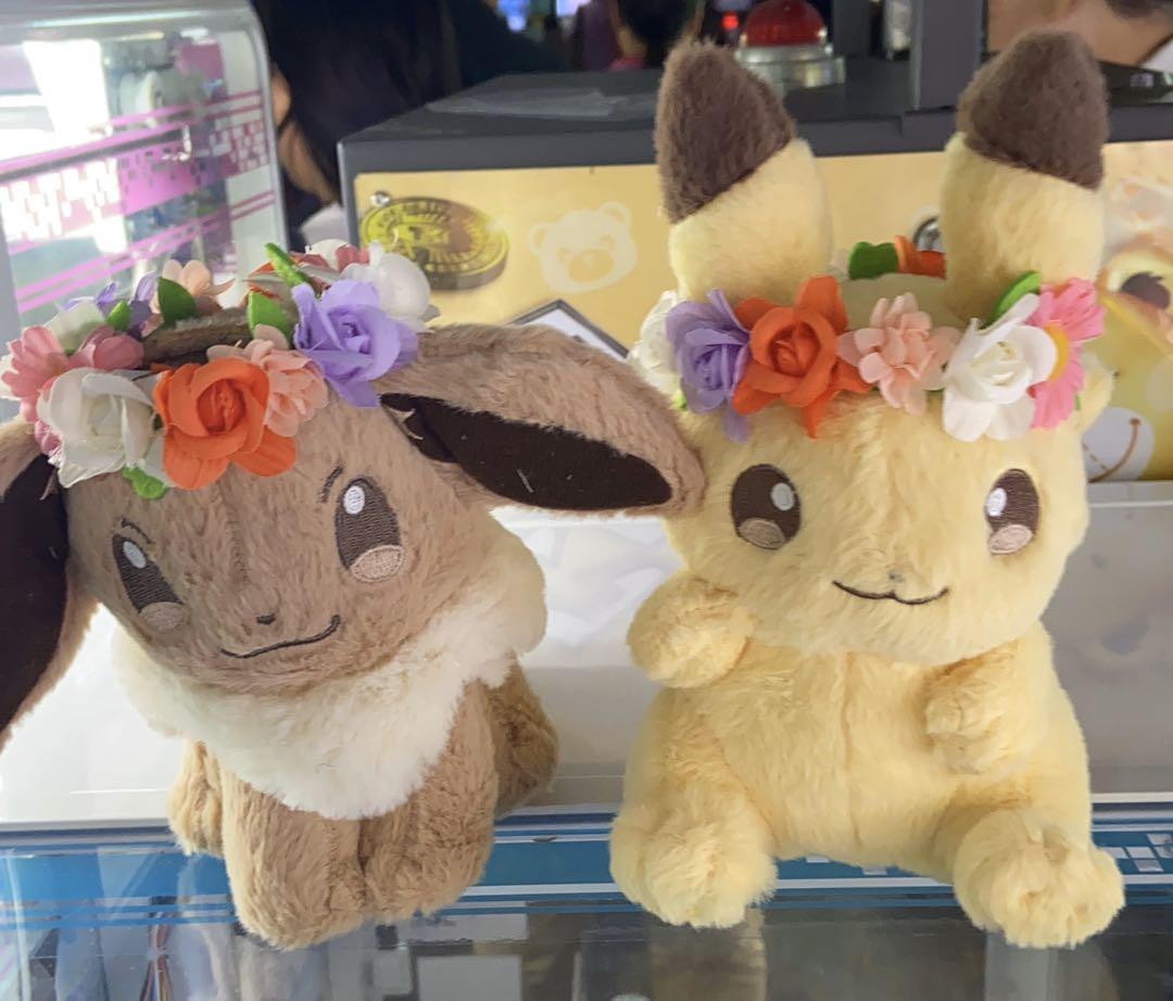 Eevee flower crown top plush