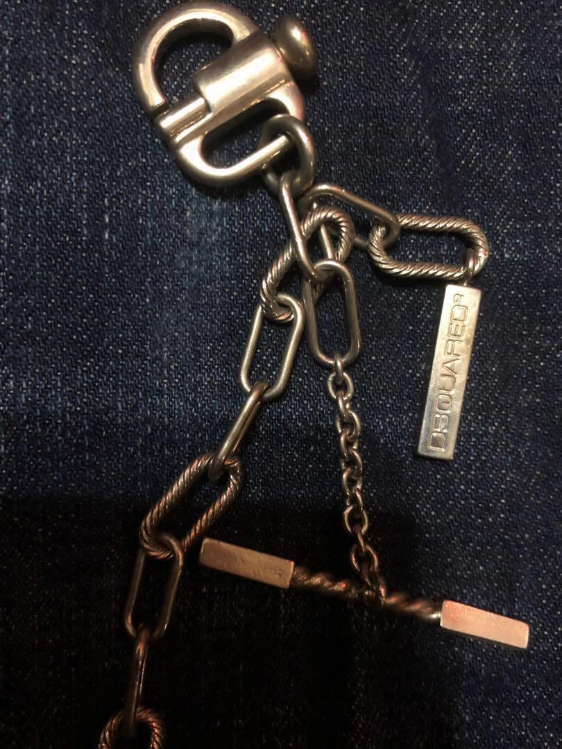 Dsquared2 chains （分類：飾物及配件）位於 Hong Kong。 由 hedi_chan 提交（商品編號 209828744，圖片 2）。簡介： Ironic item of Dsquared2, used for a few times only。