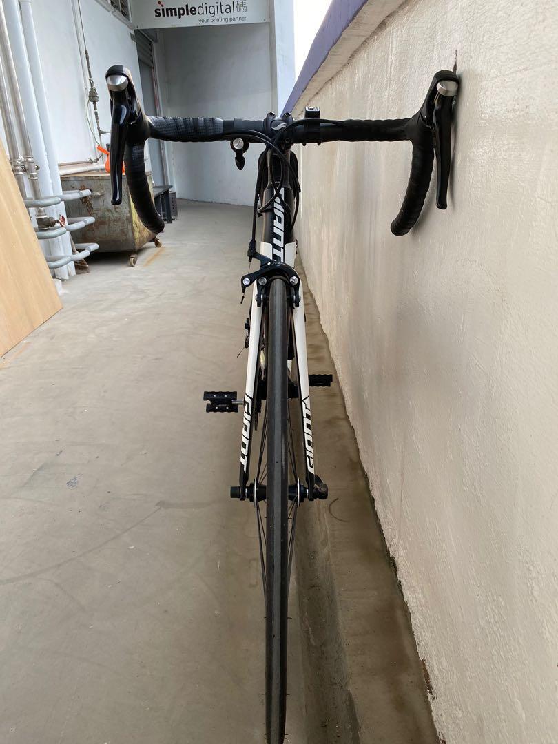 Giant TCR ADV 2 2017 Sports Equipment Bicycles Parts Bicycles on Carousell