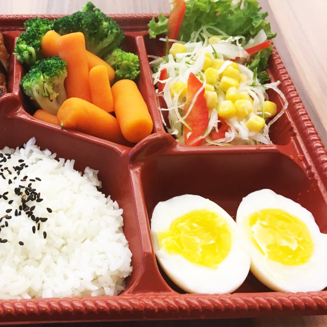 Halal Asian Bento Min 10 Sets Food Drinks Baked Goods On Carousell