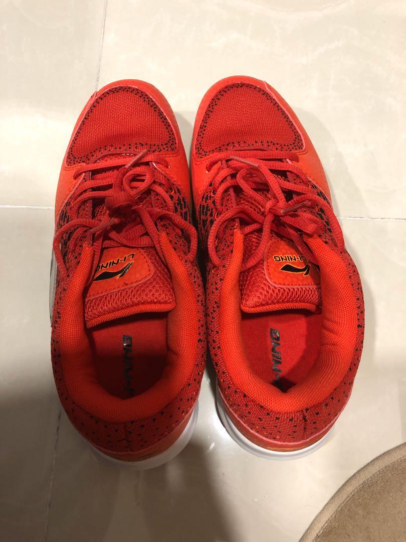 Li Ning Eu
