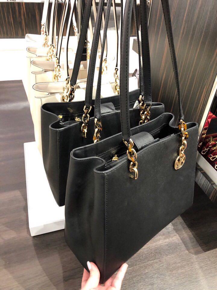 Michael Kors Sofia Large Shoulder Bag Women s Fashion Bags