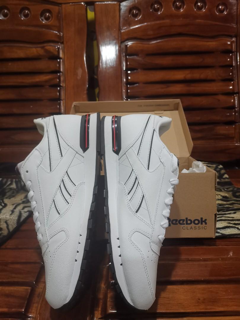 Reebok dv3929 top