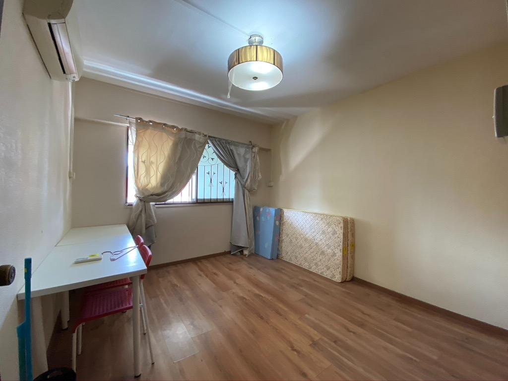 10 Mins Tampines West Mrt Blk 896a Common Rm X2 For 1 Male Only