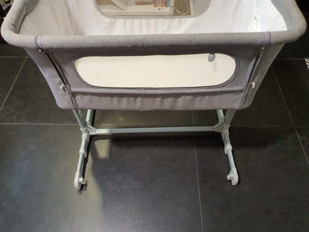 Nia bedside sleeper shop