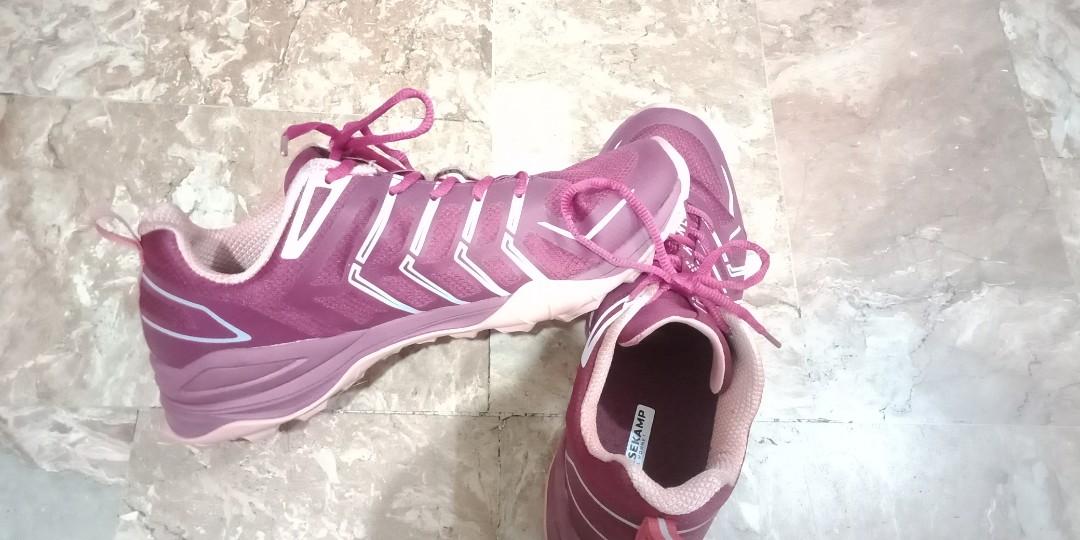 Basekamp Trail Men�s Fashion, Footwear, Slippers