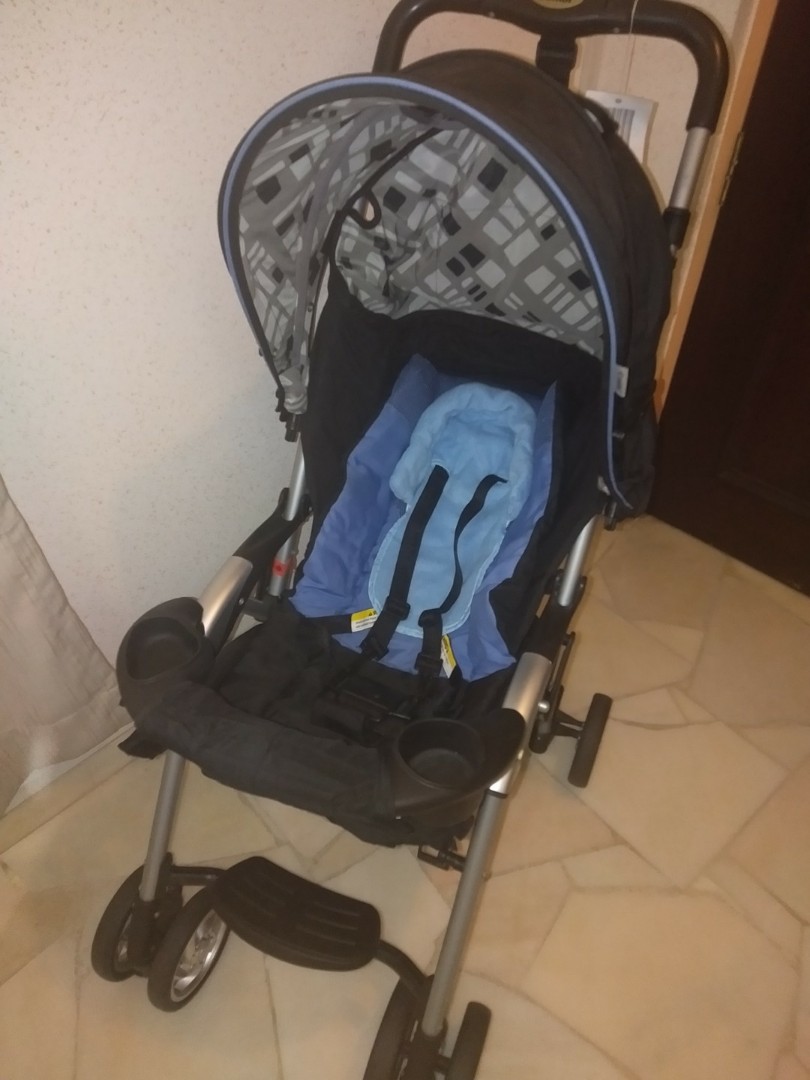 Combi light weight travel stroller