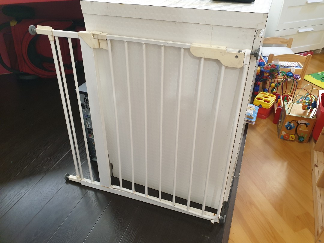IKEA gate, Babies & Kids, Baby Nursery & Kids Furniture, Bed Guards on
