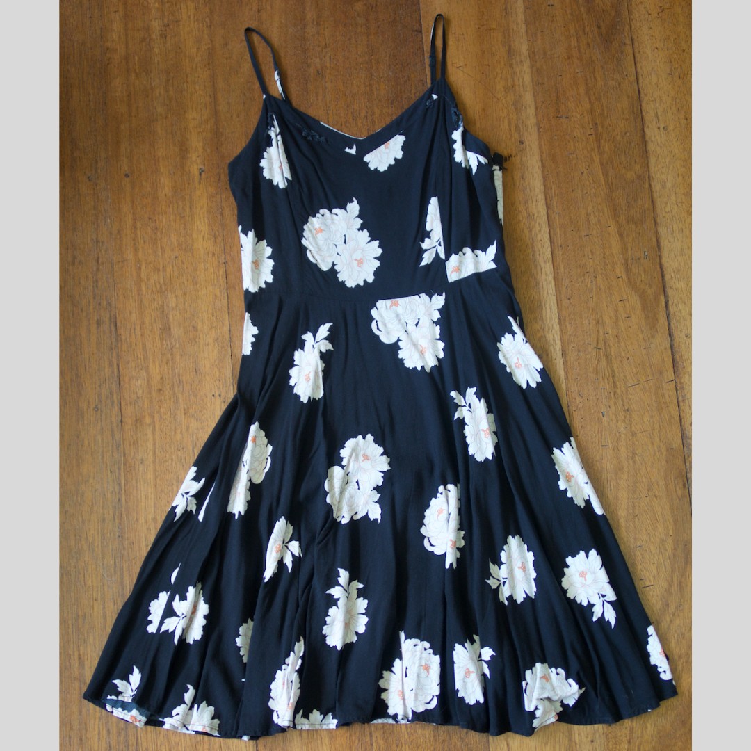 black floral dress old navy