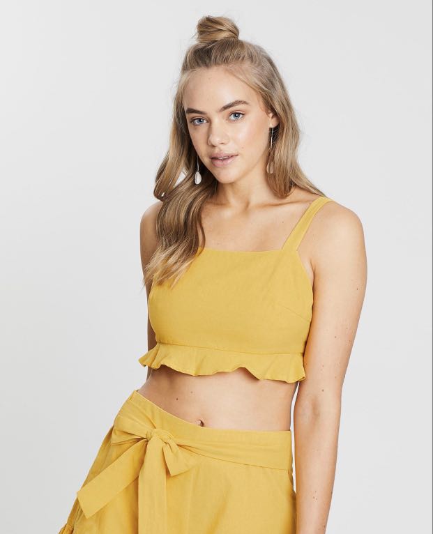 cropped frill top