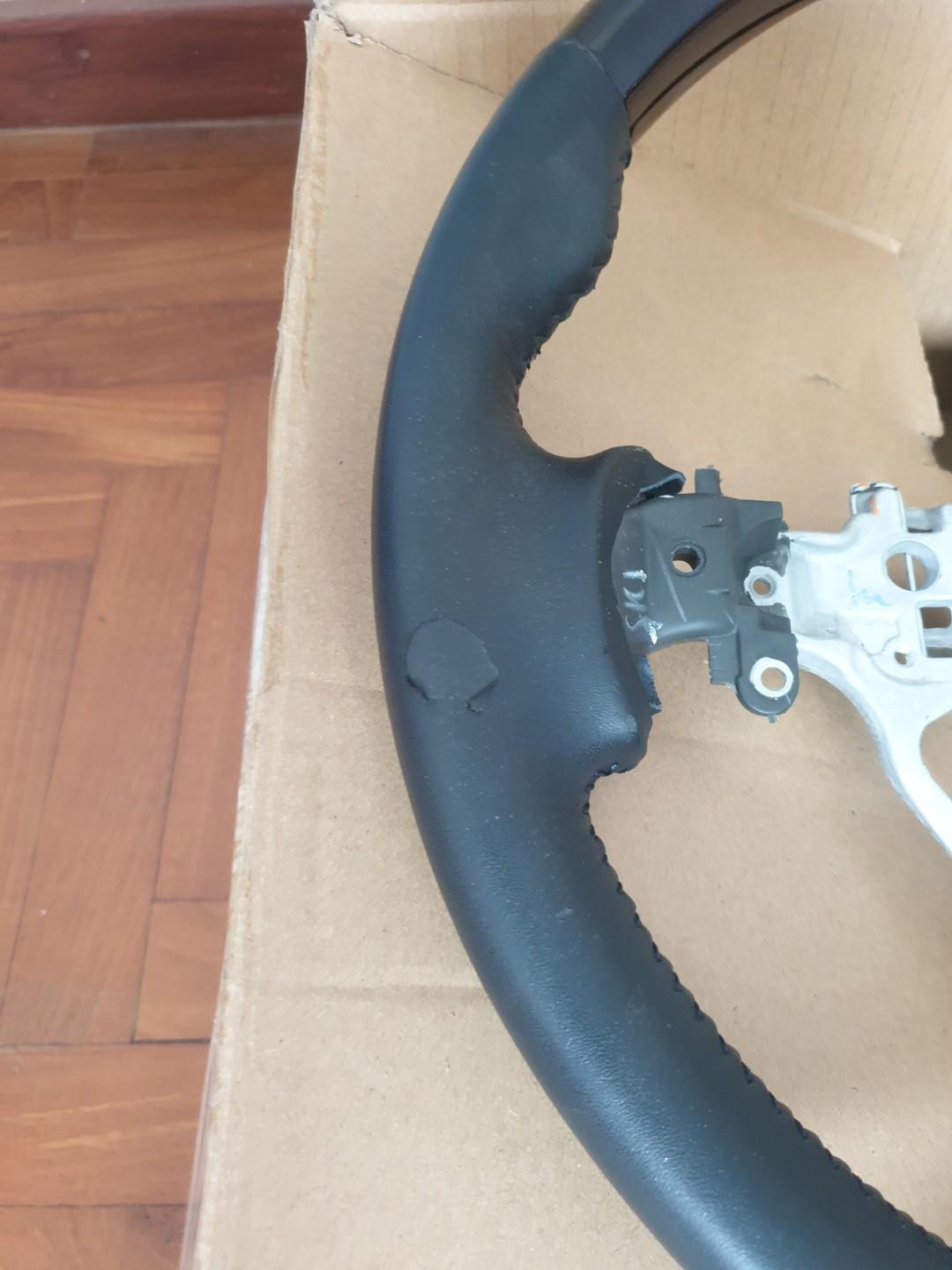 Toyota harrier steering wheel, Car Accessories, Accessories on Carousell