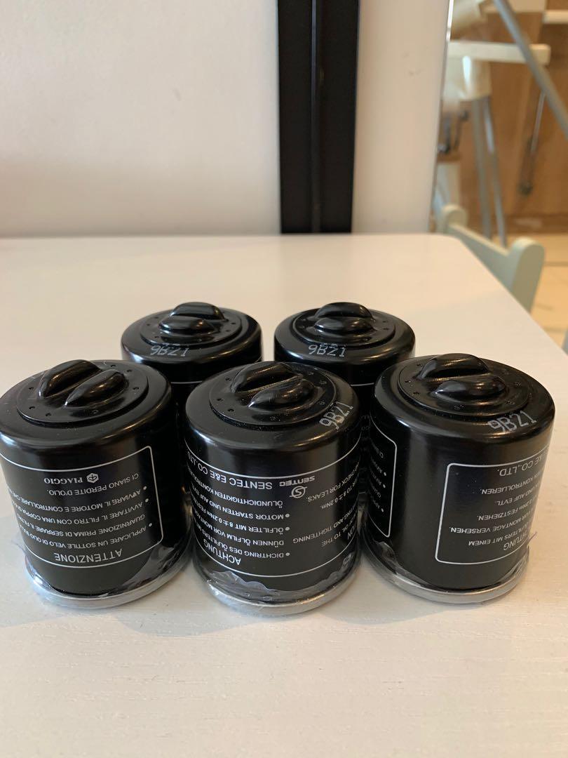 Vespa oil filter (Category: Maintenance Fluids and Filters) located in Quezon City. Submitted by vjl21 (Listing ID 269782193, Image 1). Description: Authentic Oil Filter Piaggio Part # : 8G18 FITS: Vespa ET4, LX150, Vespa 150cc 3-V, S-125, Primavera, Sprint, 946, GT200, GTS 250-300, GTV 250-300, GT60, Super 300 WILl NOT FIT: Piaggio 50cc, BV350, 400, or 500cc Piaggio scooters I also have OEM vespa parts & accessories DM me if you need something. 