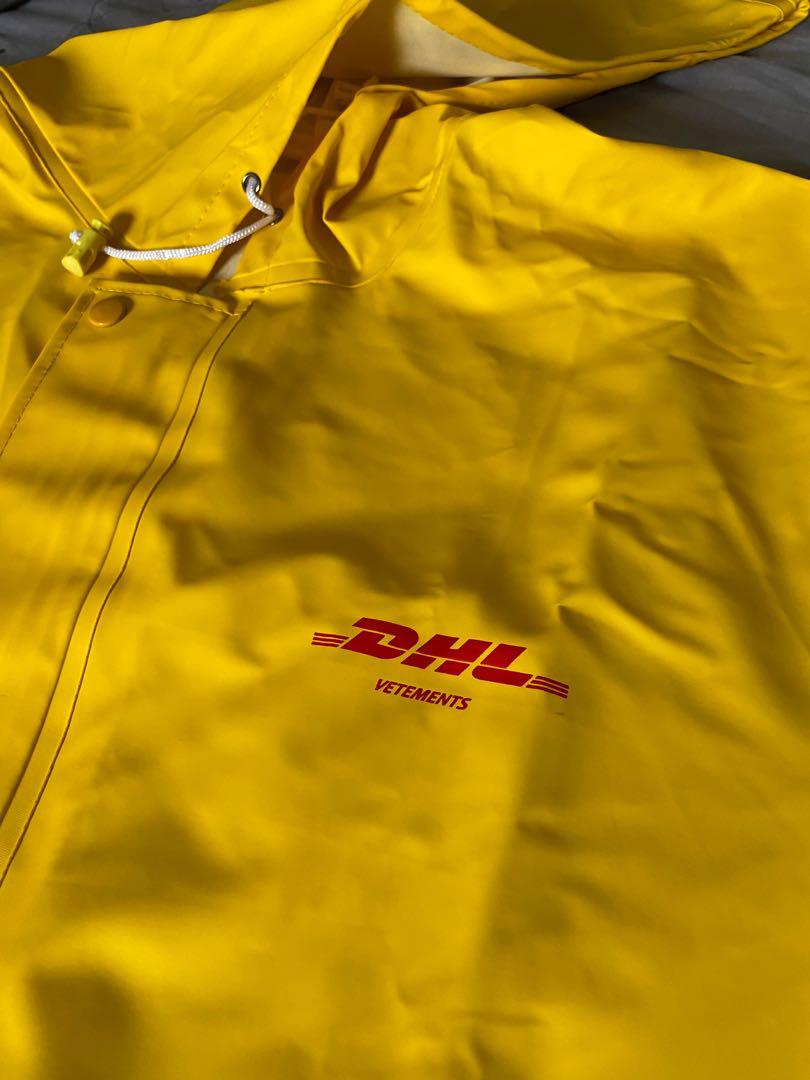 Vetements raincoat yellow on sale
