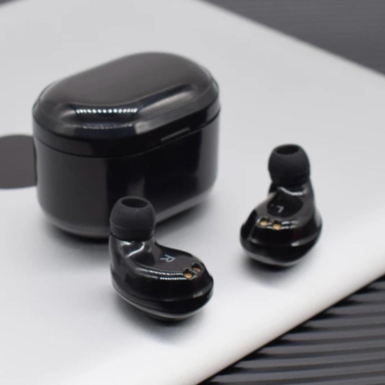 tws bluetooth wireless earbuds