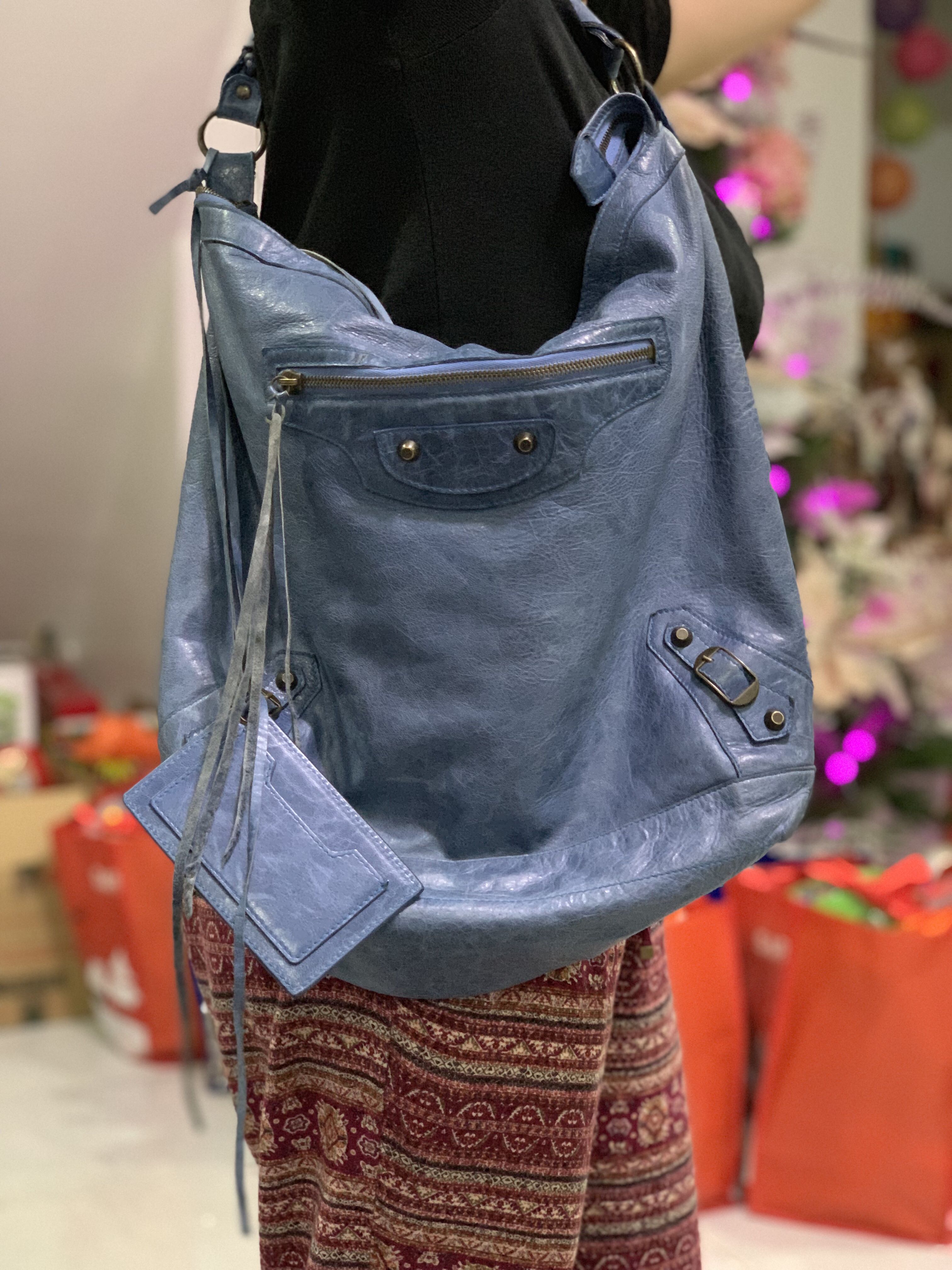 teal shoulder bag