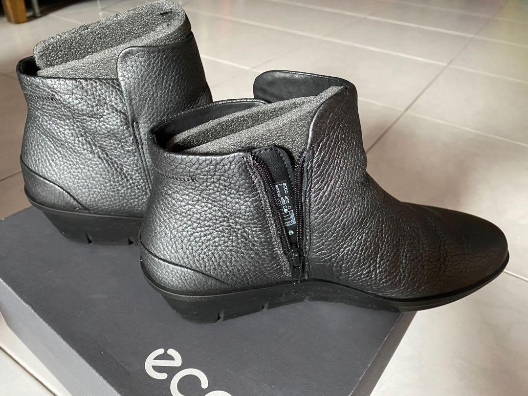 Ecco 2025 boots silver