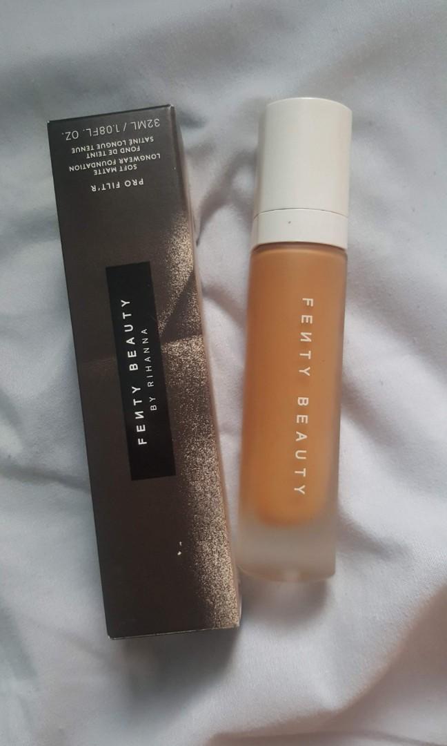 Fenty Beauty Pro Filtr Shade 350 (Category: Makeup) located in Makati City. Submitted by juno143 (Listing ID 269994546, Image 3). Description: SHADE 350: NEUTRAL TAN 90-95% Remaining ✨ Used 3-5 times. Bought wrong shade. This came from US, original price is P2000. Authentic and comes with the original box. Also, nothing is broken. This is the last price. No Meetups.😄.